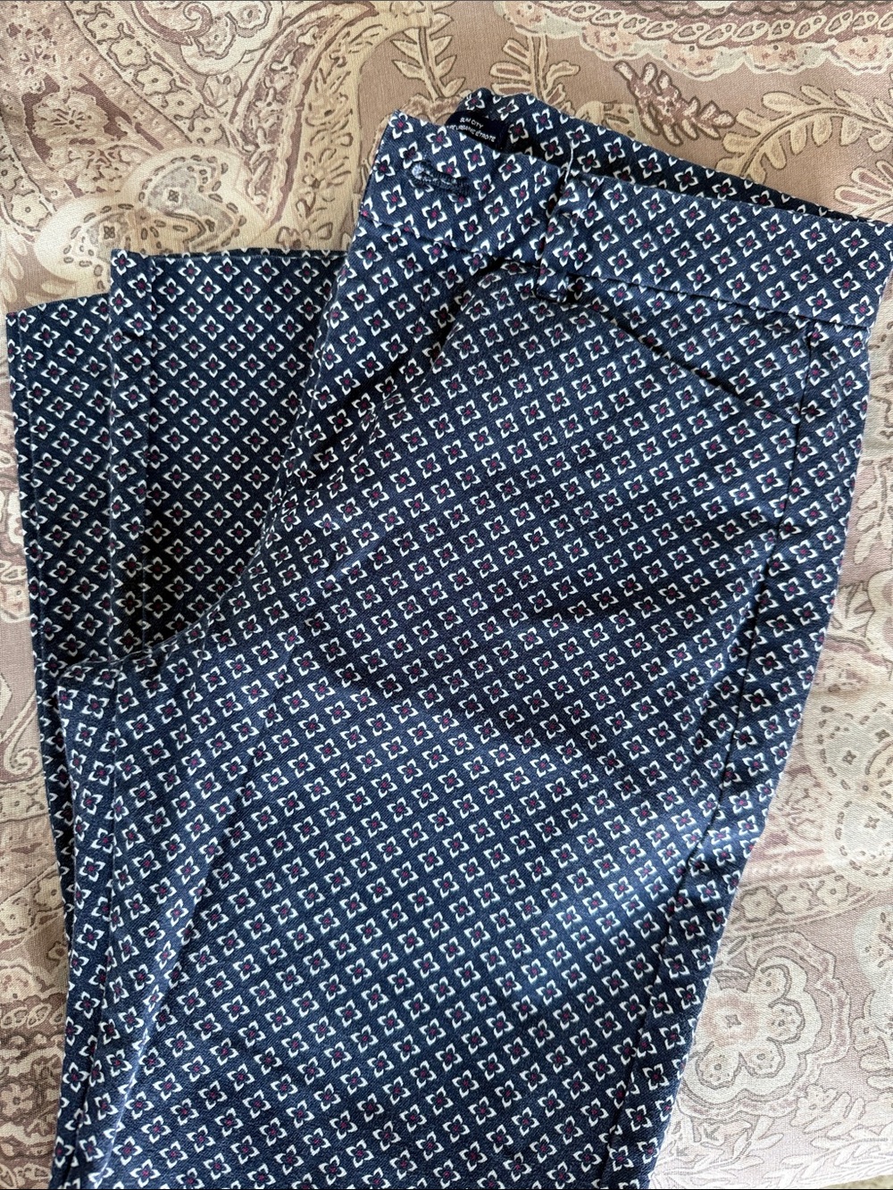 GAP Slim City Ankle Pants Navy Pattern